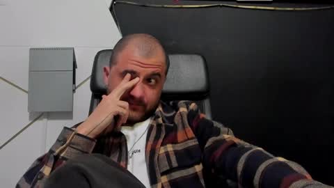 JamesMyers online show from 04/19/26, 03:39