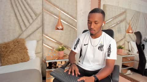 James  online show from 01/09/25, 12:19