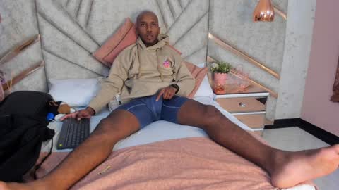 James  online show from 02/08/25, 02:05