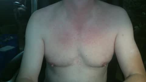 Snapshot of jamesray722 chatting on 10/27/25, 07:29 jamesray722 online show from 10/27/25, 07:29