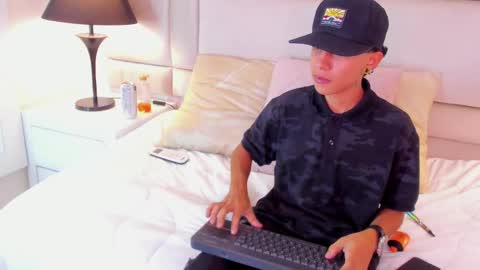 Snapshot of jamess_ford chatting on 01/23/25, 10:01 jamess_ford online show from 01/23/25, 10:01