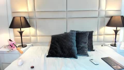 Snapshot of jamess_ford chatting on 02/21/25, 02:17 jamess_ford online show from 02/21/25, 02:17