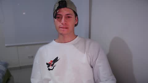 jamesss____ online show from 01/19/25, 02:04