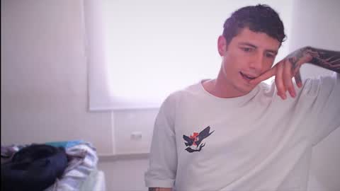 jamesss____ online show from 01/20/25, 02:36