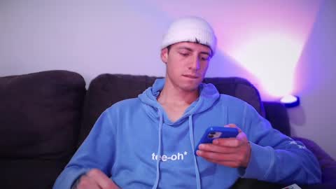 jamesss____ online show from 02/22/25, 05:57