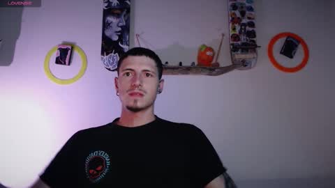 jamesss____ online show from 11/01/25, 10:45