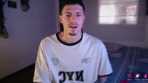 jamesss____ online show from 11/24/25, 04:29