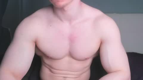 Snapshot of jamesstong chatting on 07/17/26, 11:28 James Strong online show from 07/17/26, 11:28