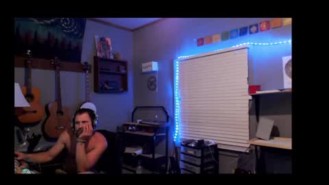 Snapshot of jameswebbscope chatting on 05/20/26, 11:05 Jameswebbscope online show from 05/20/26, 11:05