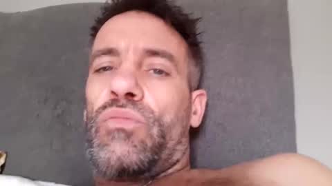 Snapshot of jamie198307 chatting on 10/11/25, 01:20 jamie198307 online show from 10/11/25, 01:20