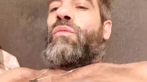 Snapshot of jamie198307 chatting on 11/19/25, 11:27 jamie198307 online show from 11/19/25, 11:27