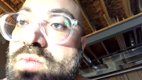 Snapshot of jamie19905 chatting on 02/21/25, 07:56 jamie19905 online show from 02/21/25, 07:56