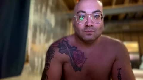 Snapshot of jamie19905 chatting on 10/22/25, 02:06 jamie19905 online show from 10/22/25, 02:06