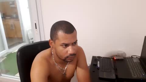 Snapshot of jamielonnas chatting on 12/03/25, 10:13 Jamie Lonnas online show from 12/03/25, 10:13