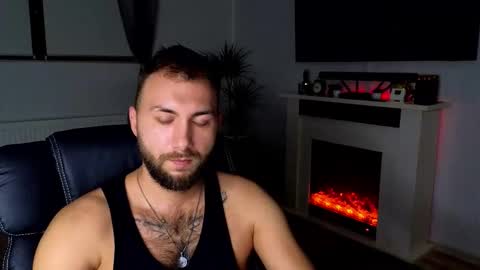 Snapshot of jamienoxus chatting on 11/26/25, 06:47 Robbie online show from 11/26/25, 06:47