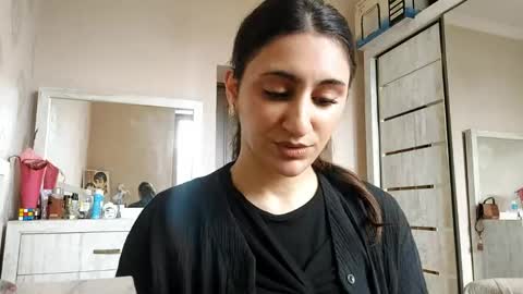 Niki online show from 04/26/26, 11:08