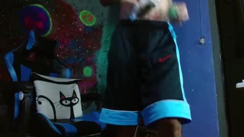 Jammes. online show from 02/04/25, 05:53