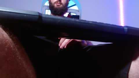 Jammes. online show from 11/06/25, 07:48