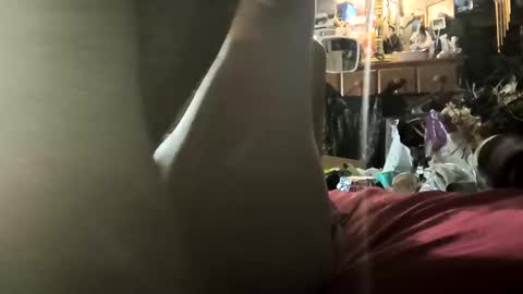 Snapshot of jamtillie chatting on 11/08/25, 10:15 jamtillie online show from 11/08/25, 10:15