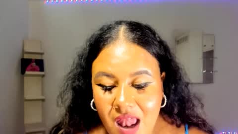 Snapshot of jan_milkhot chatting on 12/05/25, 04:43 jan_milkhot online show from 12/05/25, 04:43