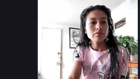 Snapshot of janariivera1 chatting on 09/18/25, 05:15 janariivera1 online show from 09/18/25, 05:15