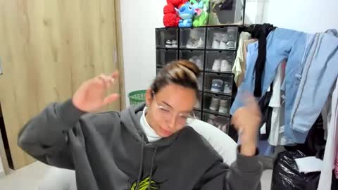 Snapshot of jane_ady chatting on 12/24/24, 12:22 jane_ady online show from 12/24/24, 12:22