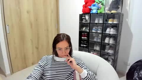 Snapshot of jane_ady chatting on 03/05/25, 01:31 jane_ady online show from 03/05/25, 01:31