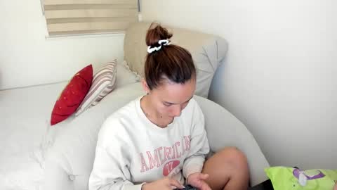 Snapshot of jane_ady chatting on 09/10/25, 06:02 jane_ady online show from 09/10/25, 06:02