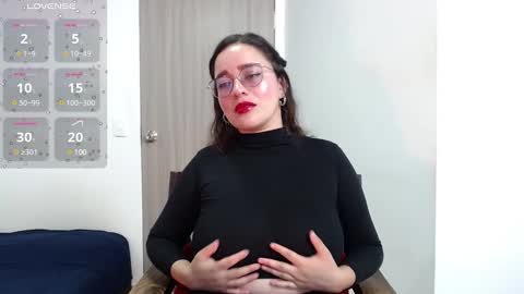 Snapshot of jane_and_paul1 chatting on 01/24/25, 11:56 online show from 01/24/25, 11:56