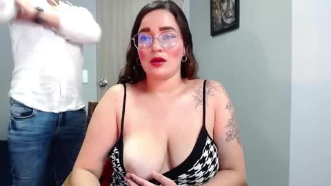 Snapshot of jane_and_paul1 chatting on 03/07/25, 10:43 online show from 03/07/25, 10:43