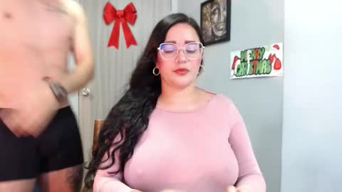 Snapshot of jane_and_paul1 chatting on 12/18/25, 11:11 online show from 12/18/25, 11:11