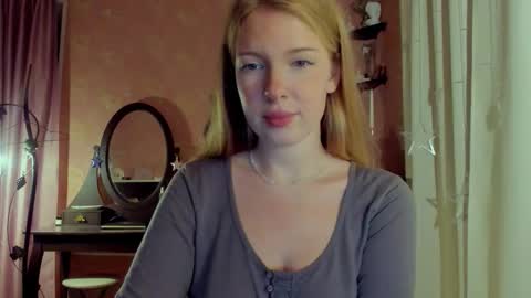 Snapshot of jane_and_star chatting on 11/27/25, 10:45 Star online show from 11/27/25, 10:45