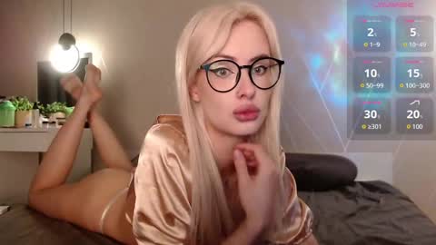 Snapshot of jane_jackpot chatting on 05/25/26, 05:41 jane_jackpot online show from 05/25/26, 05:41