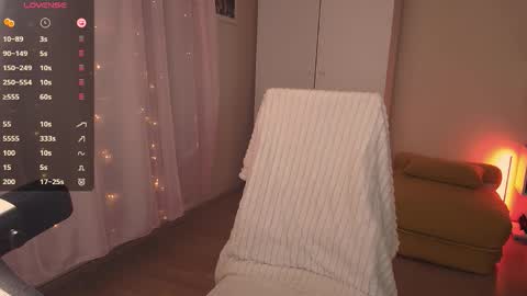 jane_kinn online show from 12/13/25, 07:53