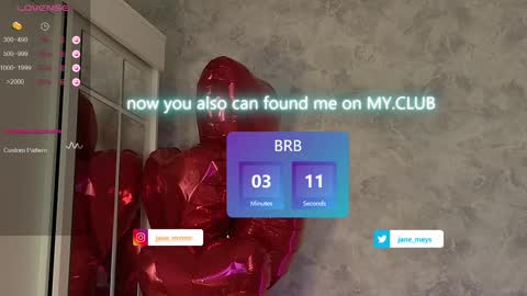 Snapshot of jane_meys chatting on 02/19/25, 11:28 your kitty JANE roawww online show from 02/19/25, 11:28