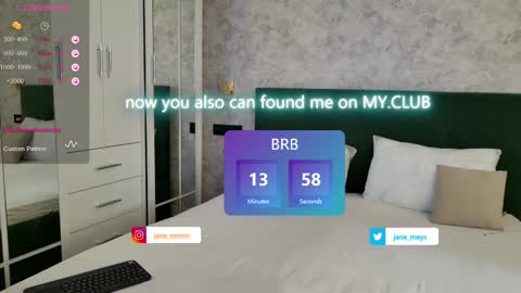 Snapshot of jane_meys chatting on 03/12/25, 11:20 your kitty JANE roawww online show from 03/12/25, 11:20