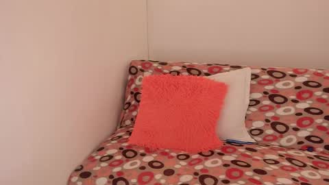 Snapshot of jane_monttgomery chatting on 12/19/24, 01:07 Jane  M online show from 12/19/24, 01:07