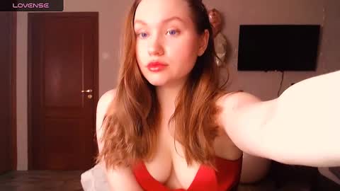 Snapshot of janeblossomhot chatting on 02/13/25, 05:22 Jane online show from 02/13/25, 05:22