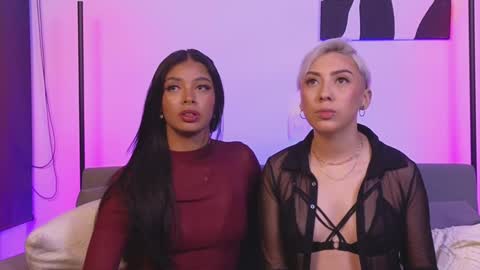 Snapshot of janehart_ chatting on 12/15/24, 01:35 Jane online show from 12/15/24, 01:35