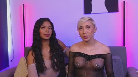 Snapshot of janehart_ chatting on 12/24/24, 10:17 Jane online show from 12/24/24, 10:17