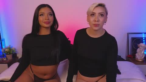 Snapshot of janehart_ chatting on 01/16/25, 12:12 Jane online show from 01/16/25, 12:12