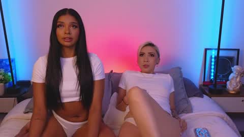 Snapshot of janehart_ chatting on 01/17/25, 11:29 Jane online show from 01/17/25, 11:29