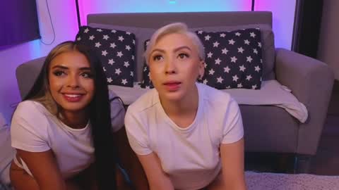 Snapshot of janehart_ chatting on 02/08/25, 03:52 Jane online show from 02/08/25, 03:52