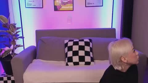 Jane online show from 11/26/25, 12:00