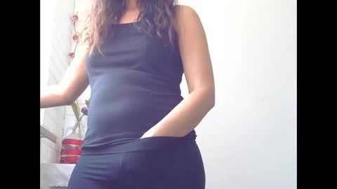 Snapshot of janehotmilf chatting on 06/05/26, 12:22 janehotmilf online show from 06/05/26, 12:22