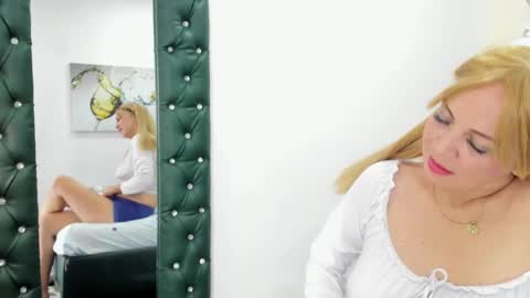 Snapshot of janeska_ chatting on 12/03/24, 03:44 janeska online show from 12/03/24, 03:44