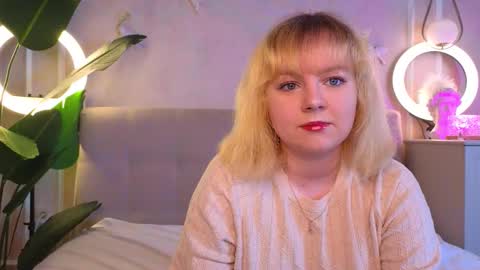 Snapshot of janestokes chatting on 11/07/25, 10:04 Diane online show from 11/07/25, 10:04