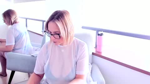 JANE TURNER MILF online show from 02/06/25, 01:21