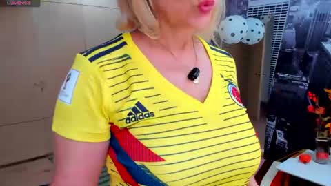 Snapshot of janeturner chatting on 06/17/26, 12:50 JANE TURNER MILF online show from 06/17/26, 12:50