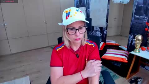 Snapshot of janeturner chatting on 06/29/26, 01:44 JANE TURNER MILF online show from 06/29/26, 01:44